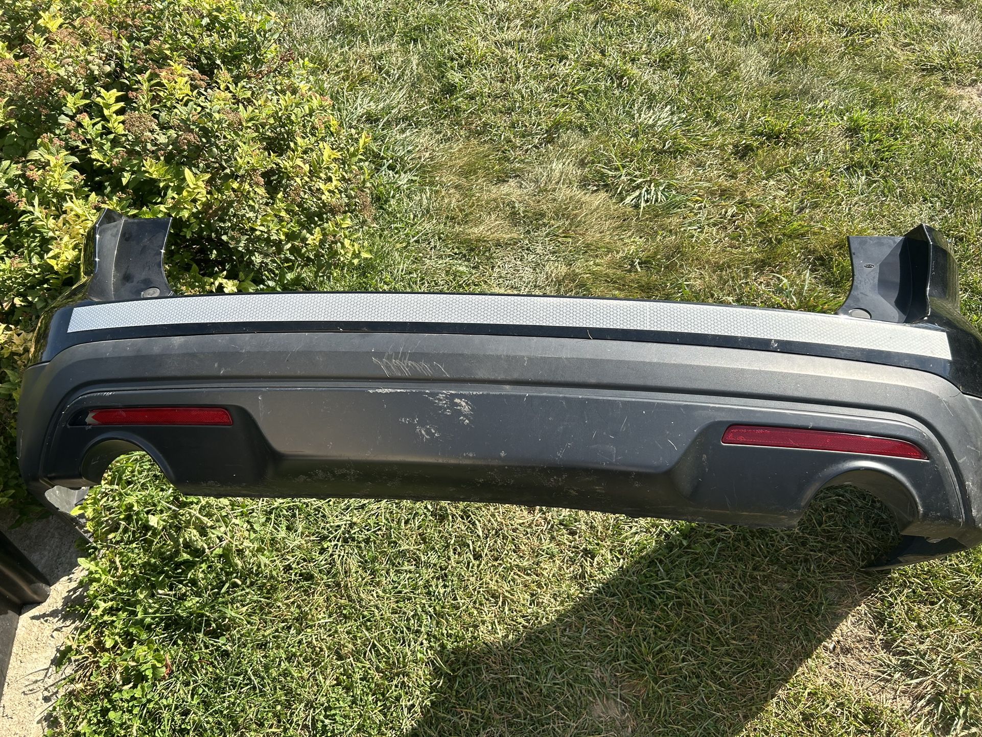 2017 Ford Explorer Bumper Police No Sensors 