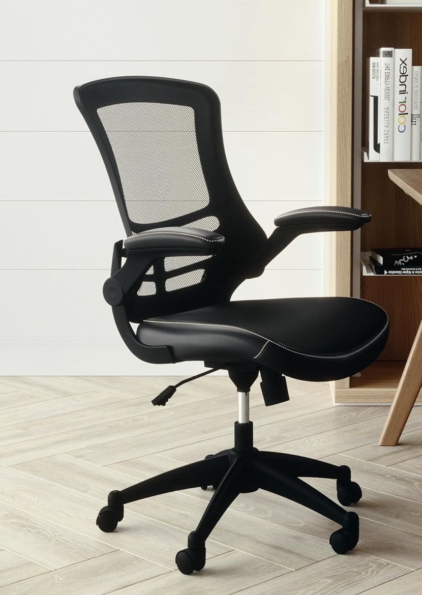 Ergonomic Mesh Desk Chair with LeatherSoft Seat, Black (New)