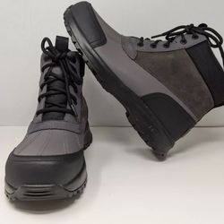 UGG Emmett Duck Waterproof Boot, Black/Gray (Size 11) 