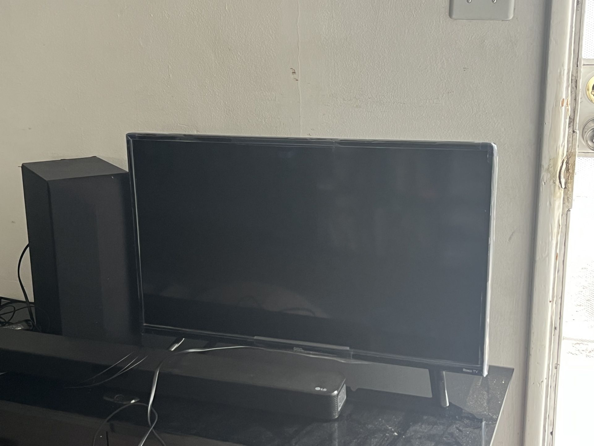 Smart Flatscreen Onn Tv 