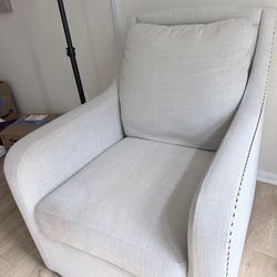 Swivel accent Chair - Slight Stain
