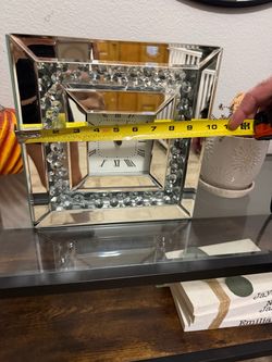 Clock- mirror