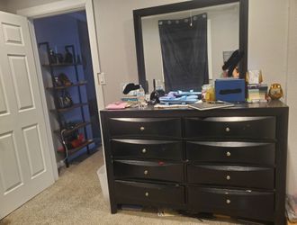 Used 8 drawer dresser