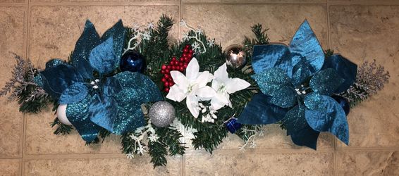 Christmas decors $25