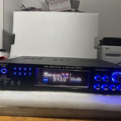 Pyle Pro P2001AT 2000W Hybrid Pre-Amplifier with AM/FM Tuner/ Karaoke 