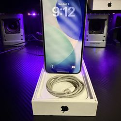 IPhone 13 - 128GB (Fully Unlocked)