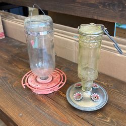HUMMINGBIRD FEEDERS