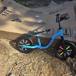 Boys Bike brand new nueva Size 16$50