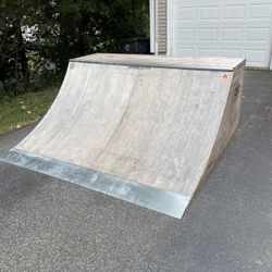 3'X8' Quarter Pipe DAVE & CODY QUARTER - Skate Ramp - Prebuilt
