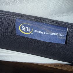 King size Serta Mattress - Needs to go fast, great condition!