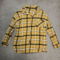 Ambiance yellow, white and black flannel