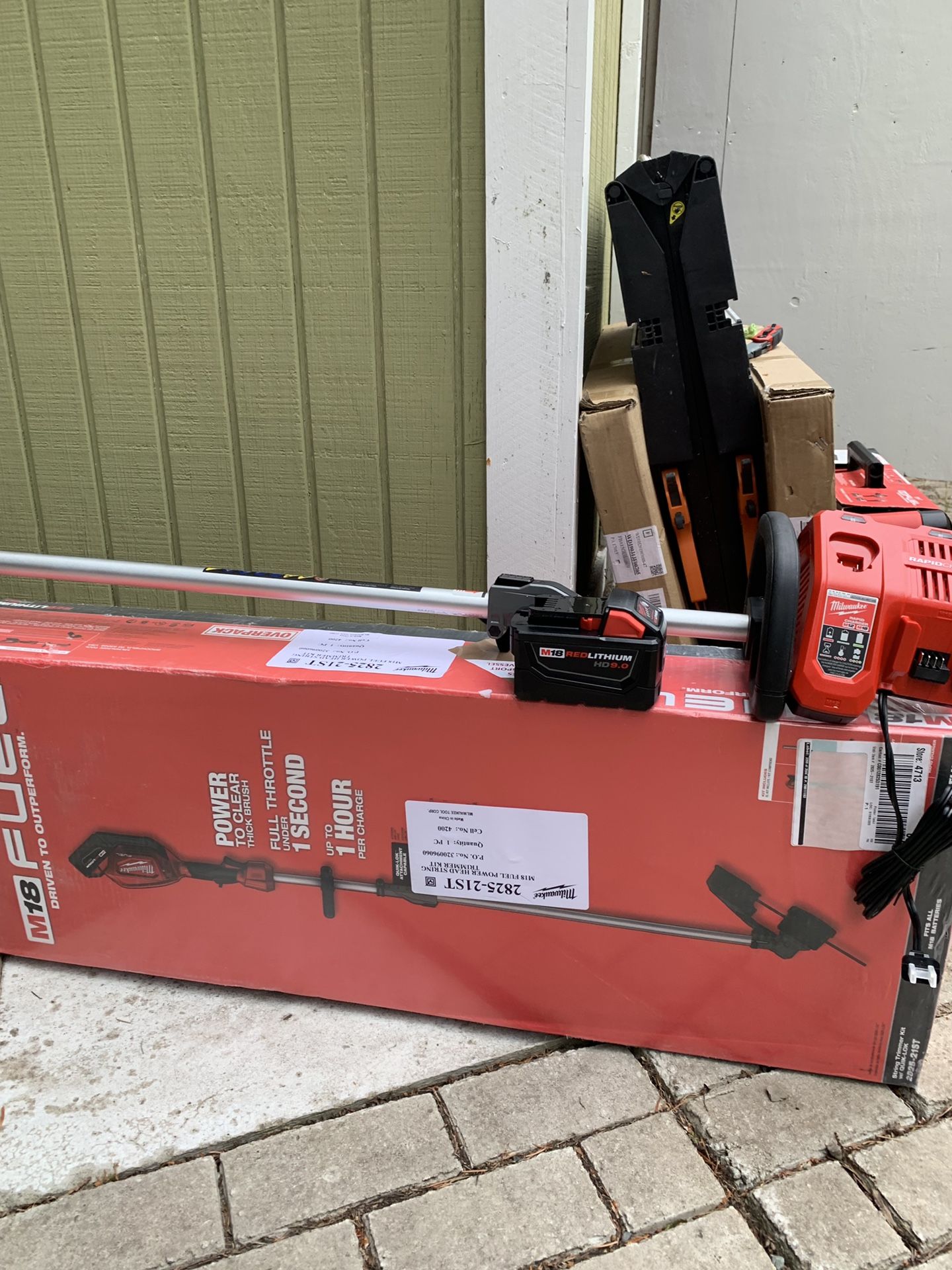 Milwaukee String Trimmer/ Pole Saw Combo for Sale in Kirkland, WA OfferUp