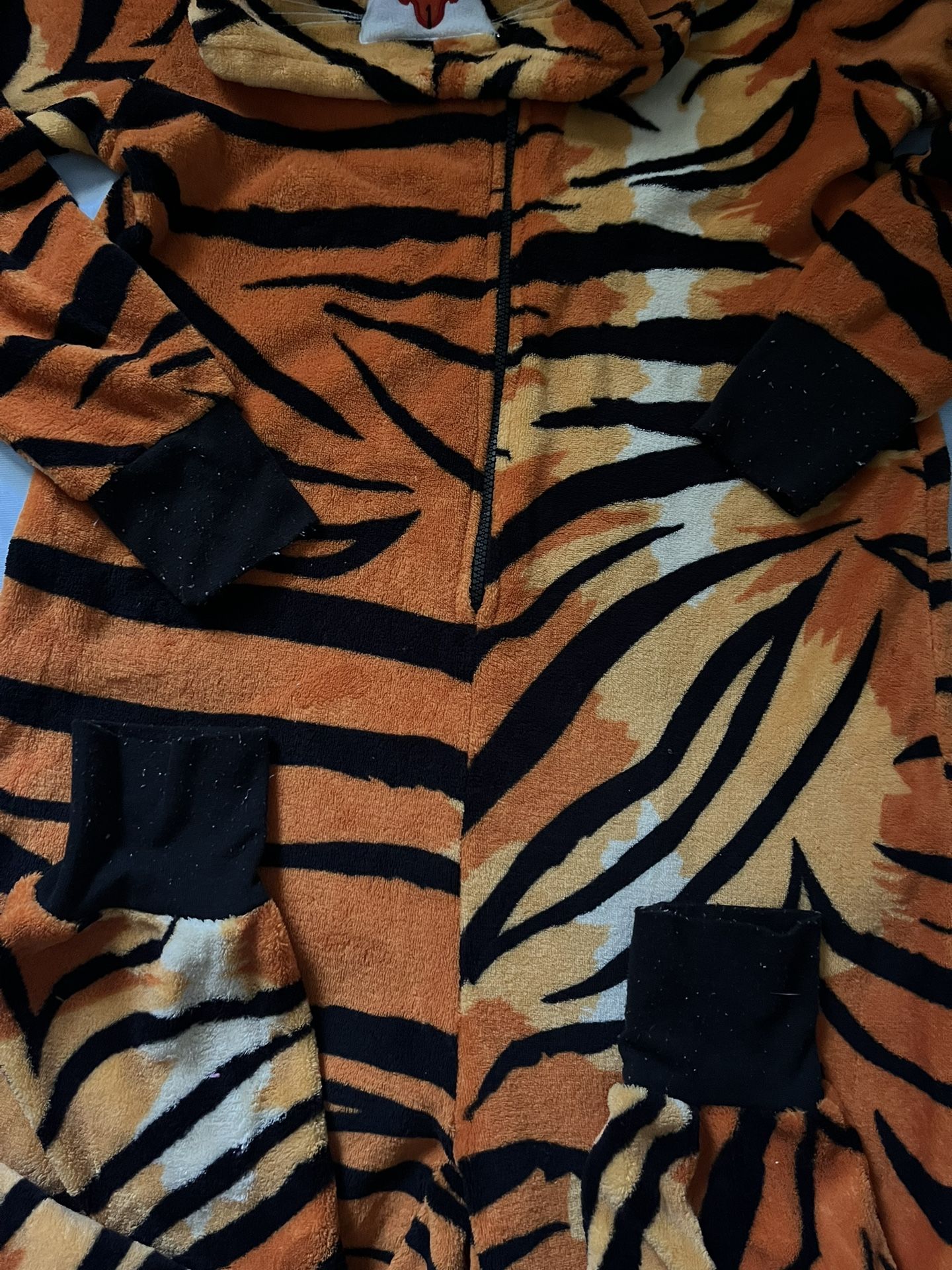 Woman’s Onesie With Hood /Tiger/LG/ 6.00/pickup