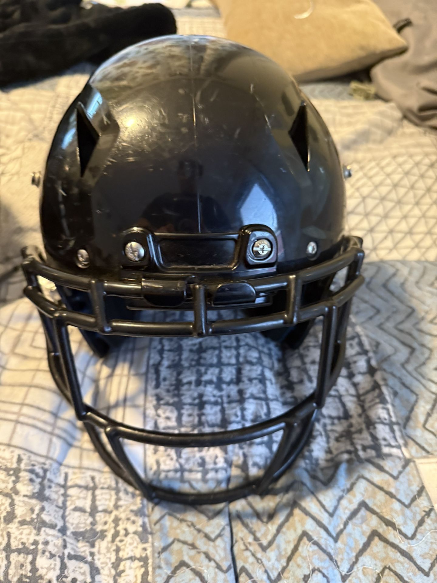 Schutt Vengeance Football Helmet Size L