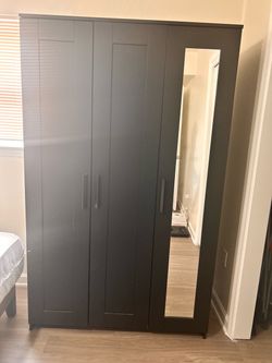 Dark Gray 3-Door Wardrobe with Mirror