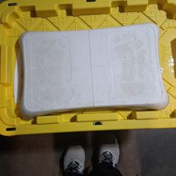 WII.  BALANCE  BOARD