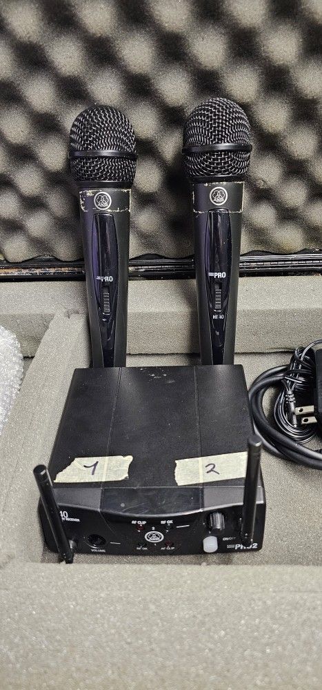 Wireless Microphones