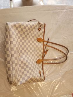 Authentic LV Neverfull bag(restoration project -needs cleaning)