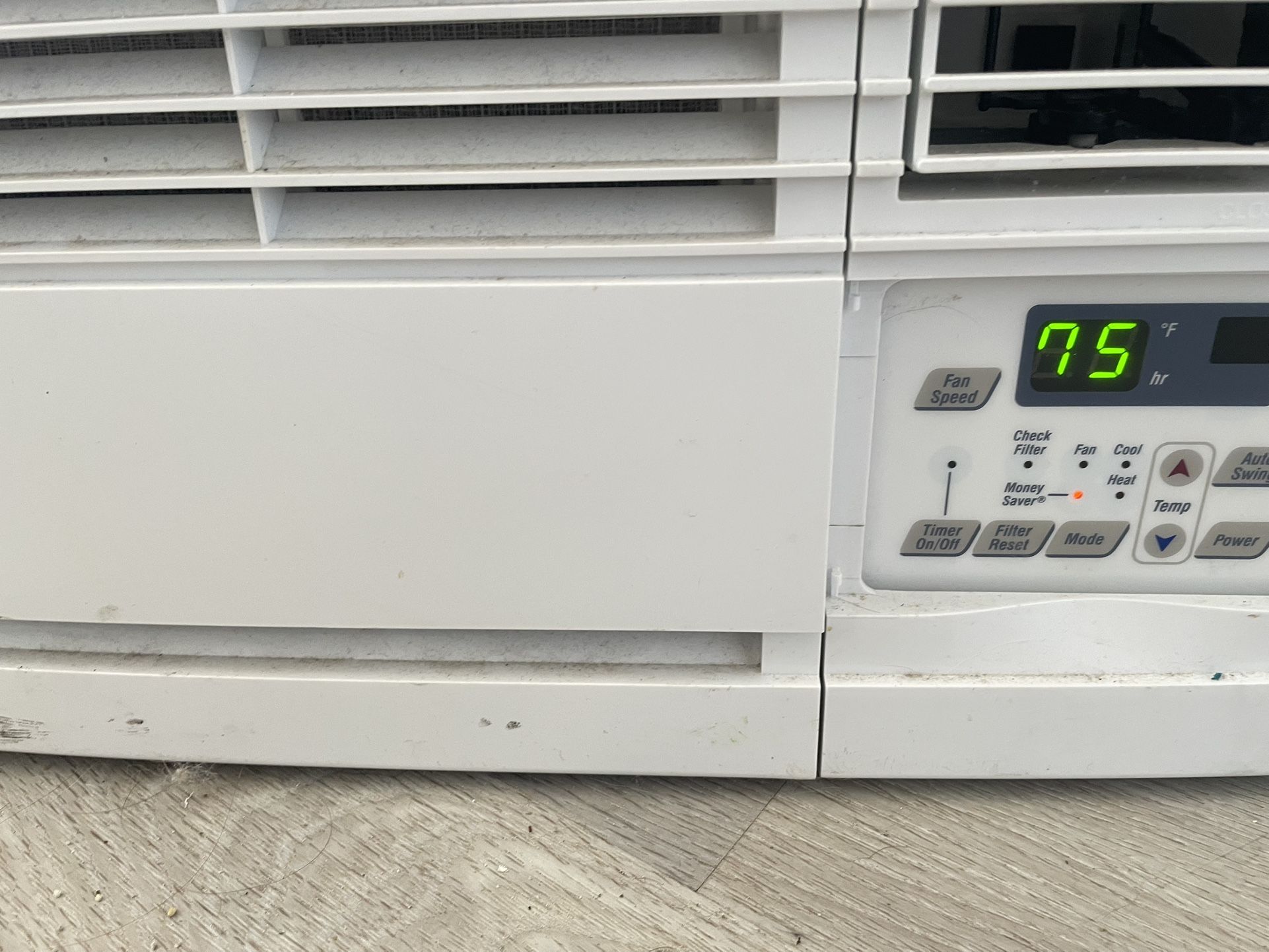 Frederich Air Conditioner And  Heater 8000 BTUs