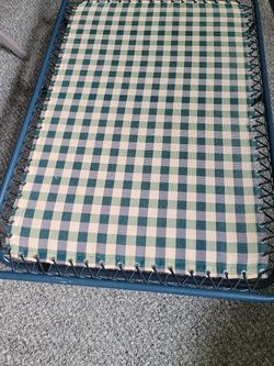 DOGGIE BED (LIKE NEW)