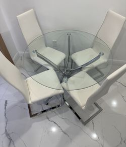 Modern Glass Dining Table Set ā 4 Chairs Included