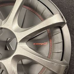 Kicker Comp R Subs 10” (x2) 