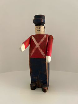 Vintage Wolf Creek Hand Carved Wooden Soldier Folk Art