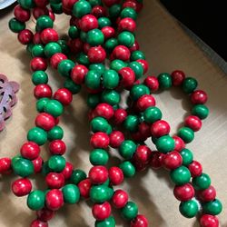 Christmas bead string