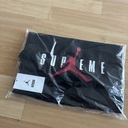 Supreme - Jordan 