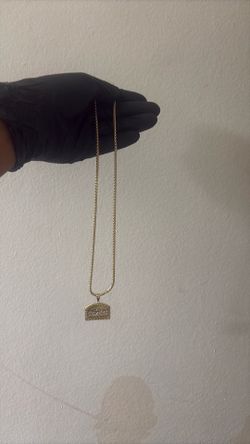 The last supper chain