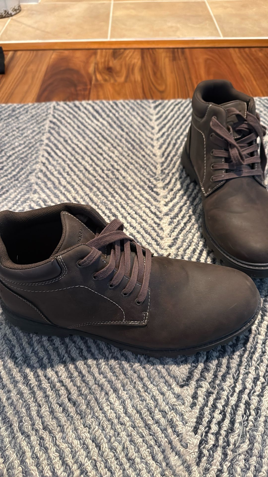 Rockport Men’s Boots Size 11 – Barely Worn