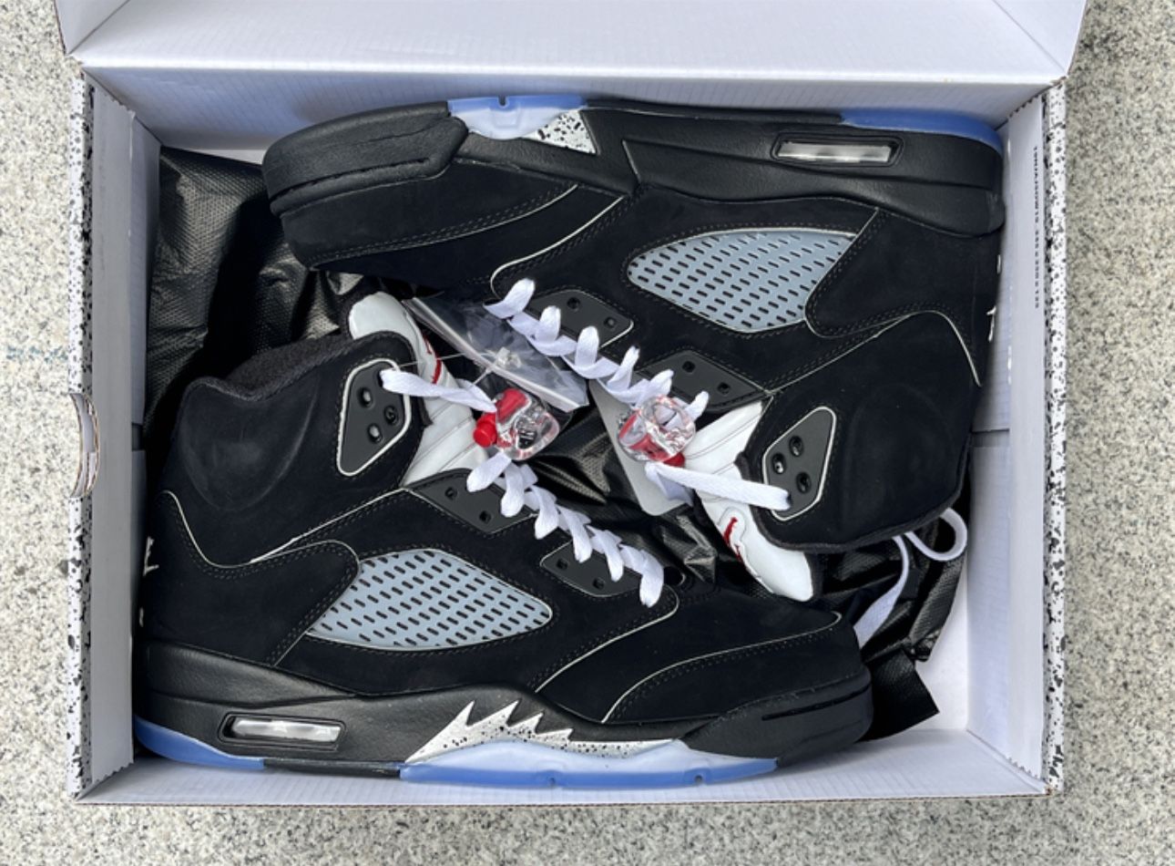 Air Jordan 5 βBlack Metallic Size 8.5