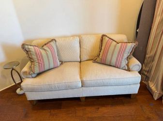 Loveseat & Ottoman