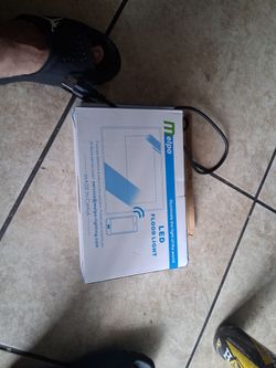 Melpo LED Flood Light