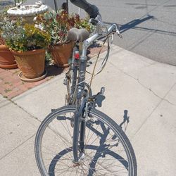 CUPRESS " GIANT " ALL ALUMINUM FRAMED BICYCLE  !!! GREAT RUNNING CONDITION  !! GREAT PRICE!! REDUCED FOR FAST SALE  !!