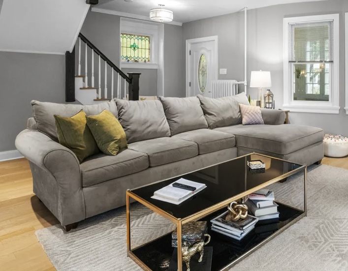 Sofa with chaise
