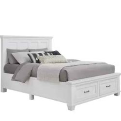 Universal Broadmoore Queen Storage Bed
Queen Bed Frame with Drawers, NEW