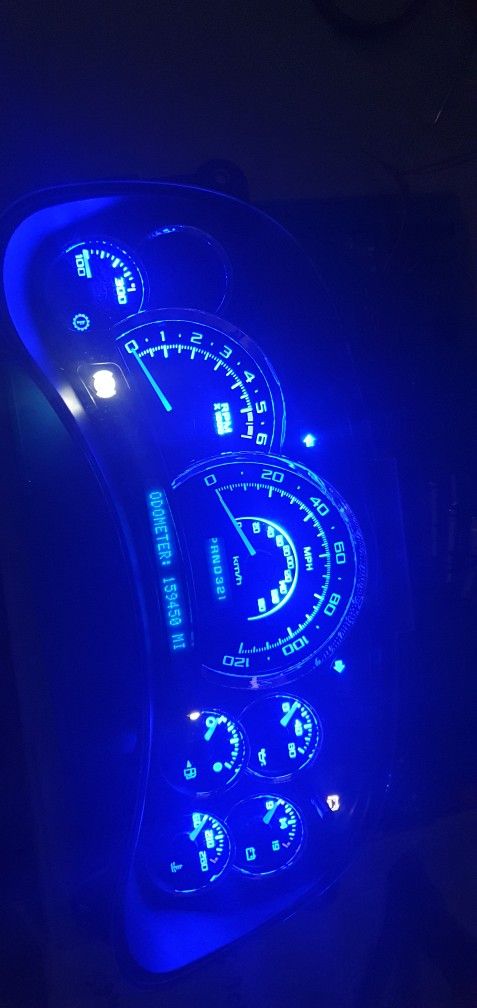 06 ESCALADE OEM CLUSTER