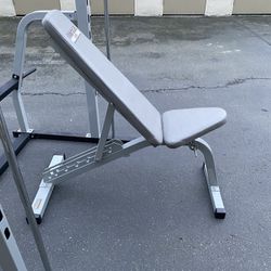 Ajustable Weight Bench 