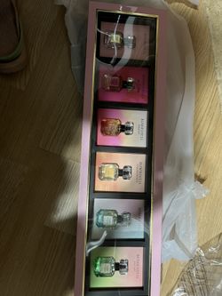 New In Box Victoria’s Secret Bombshell Summer Scents Mini Perfumes 