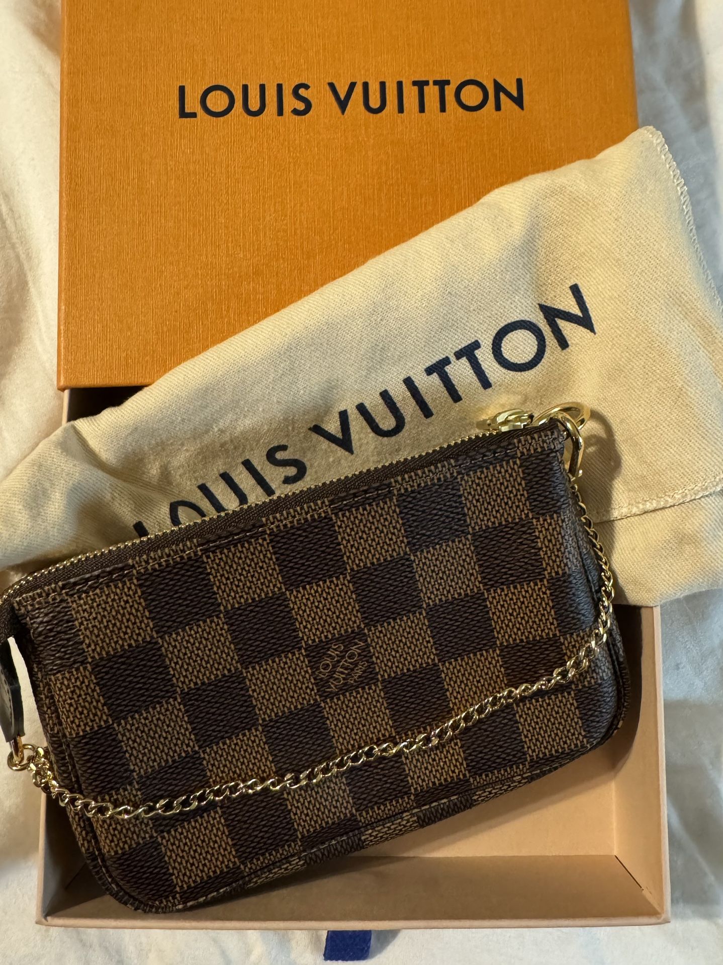 Louis Vuitton Mini Pochette NIB