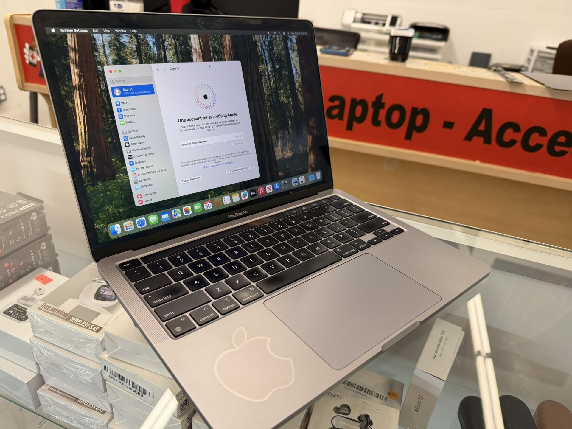 MacBook Pro 13. Inch. Touch Bar. -2020-m1 Chip/16Gb/1Tb SSD