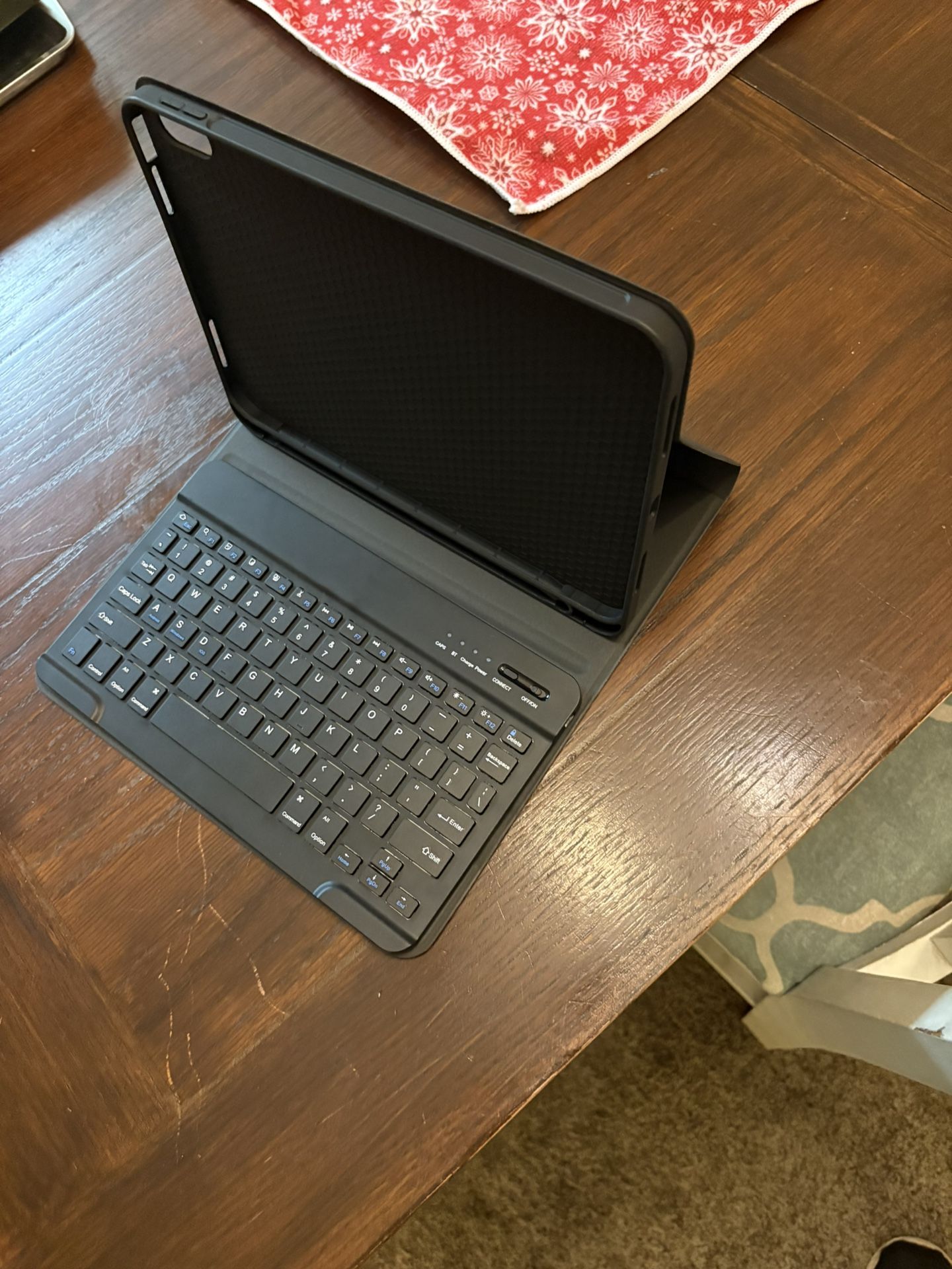 Barely Use Ipad Keyboard (Fits A16)