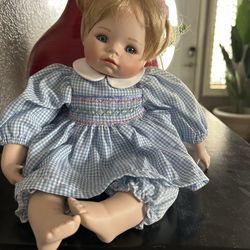 Vintage Porcelain Doll “Hannah” 1992 – Blue Dress Collectible