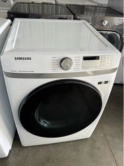 Like new Samsung washer top loader  5.4 cu.ft white color  works perfectly extra for delivery same day delivery and installation available