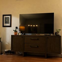Bernhardt Modern Buffet / Media Console – Like New!