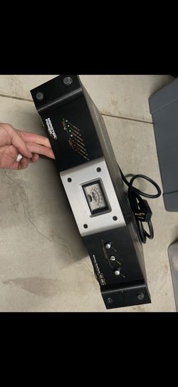 ⚡ Monster Power HTS 5100 MKII Home Theater Power Center – Clean Power & Surge Protection