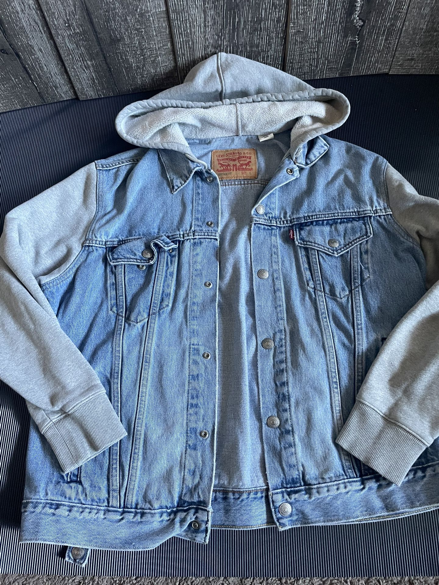 Levi's Medium jean jacket