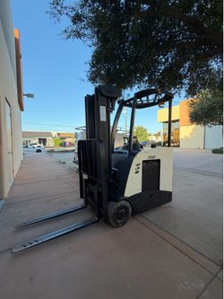 Crown Forklift  RC5(contact info removed)
