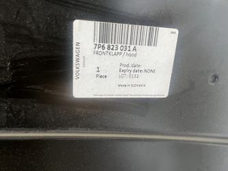 2011-2016 Touareg Hood 